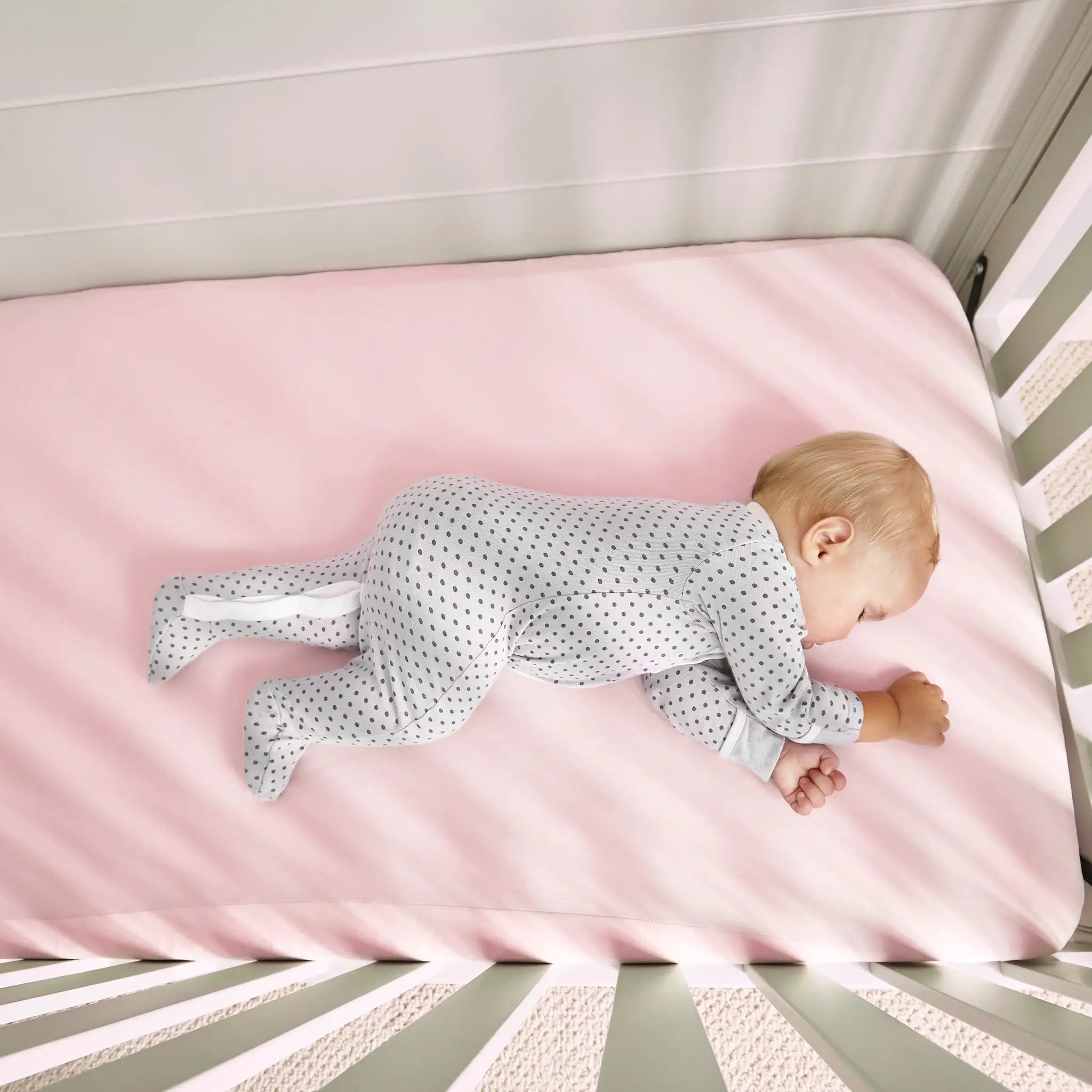 BedGear Dri-Tec Crib Sheet, Light Pink by HouseOfZazla