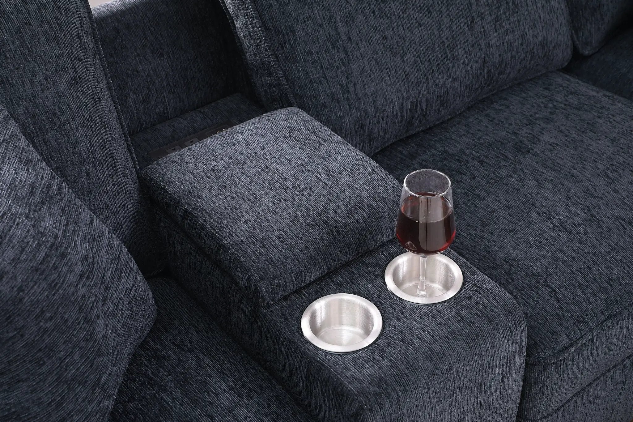 Gina - Sectional Sofa With Ottoman - Black by Unique Piece Furniture