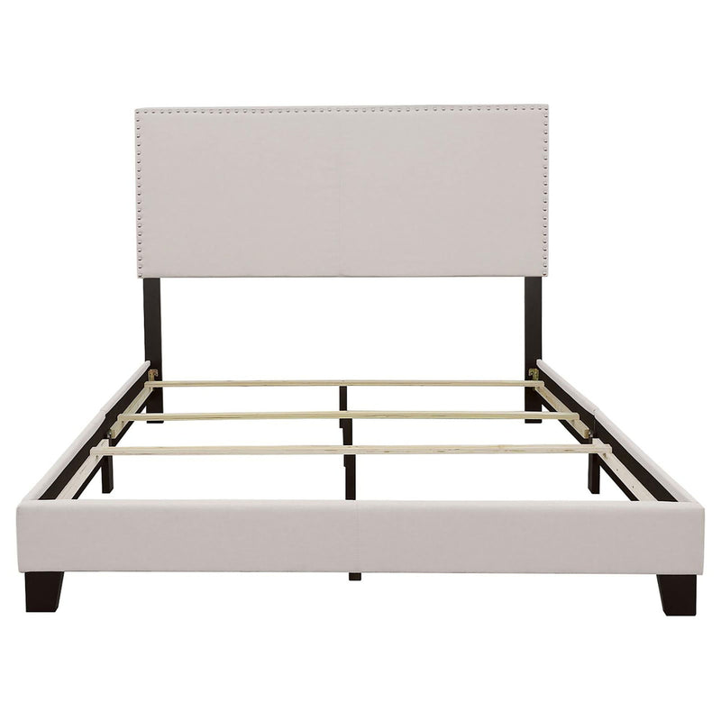 Ivory - Bed With Nailhead Trim