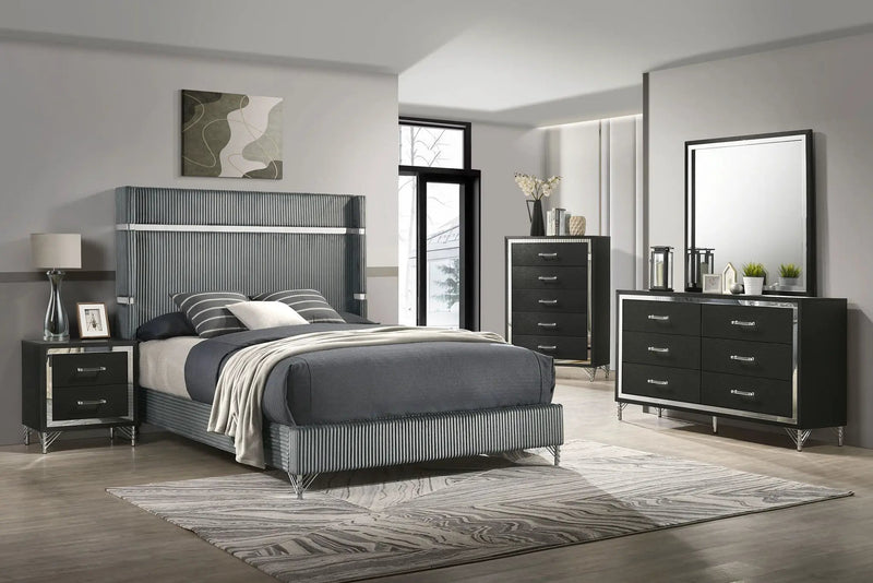 Lucia 5-piece Eastern King Bedroom Set Grey and Black by Unique Piece Furniture