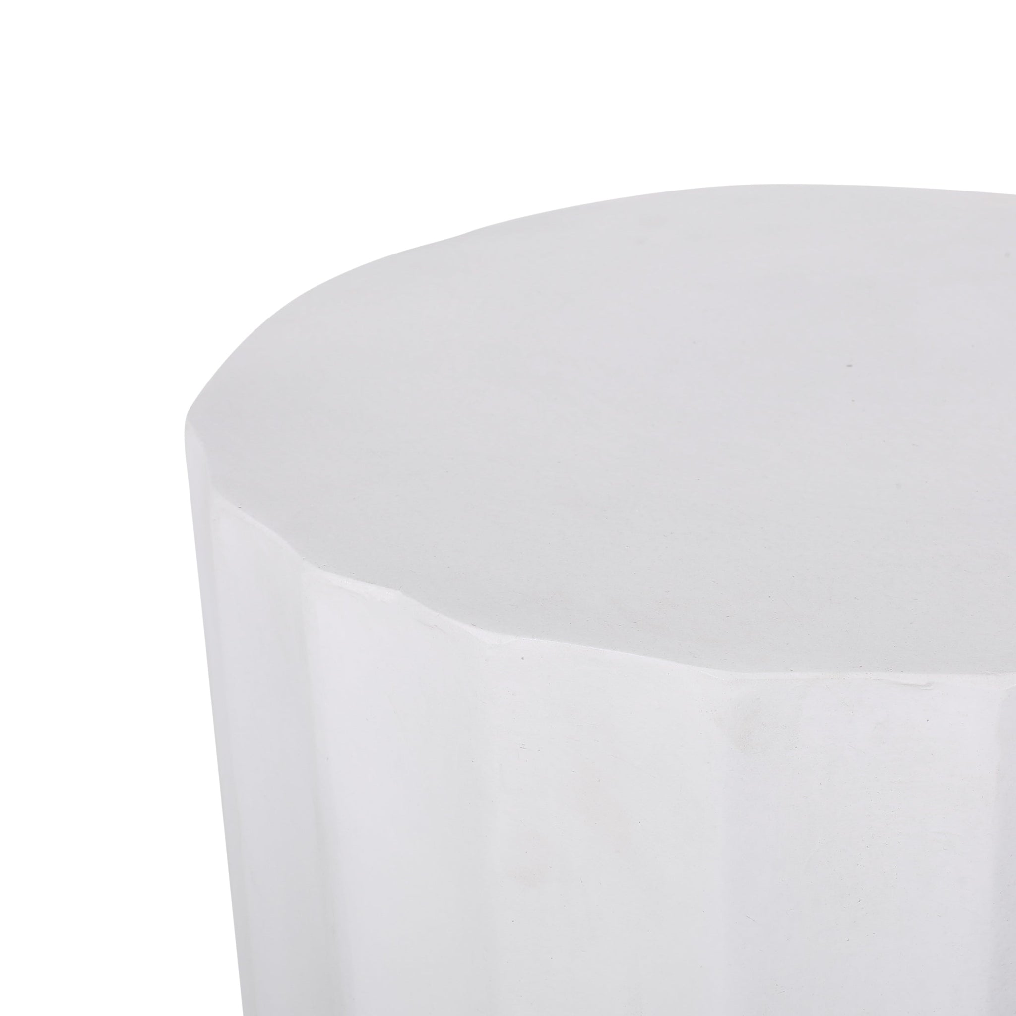 Round Outdoor Side Table, 15" W x 15" D End Table by HouseOfZazla