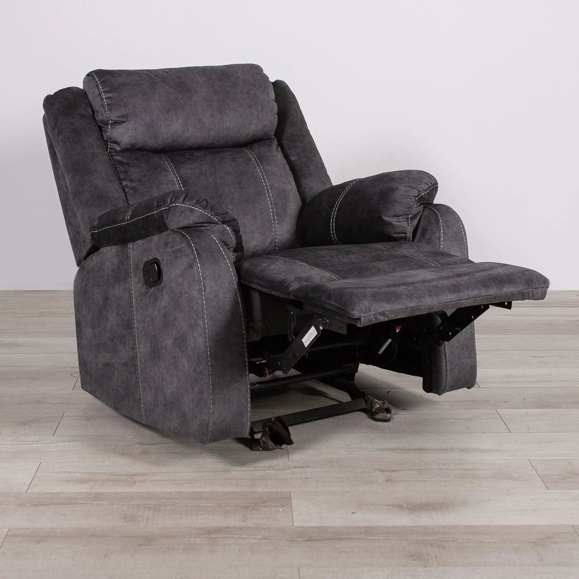Sonet - Domino Reclining Chairs by HouseOfZazla