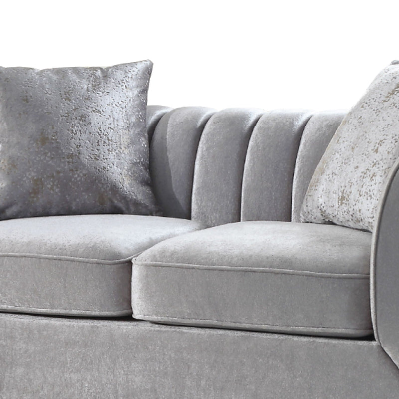 Velencia - Loveseat by HouseOfZazla