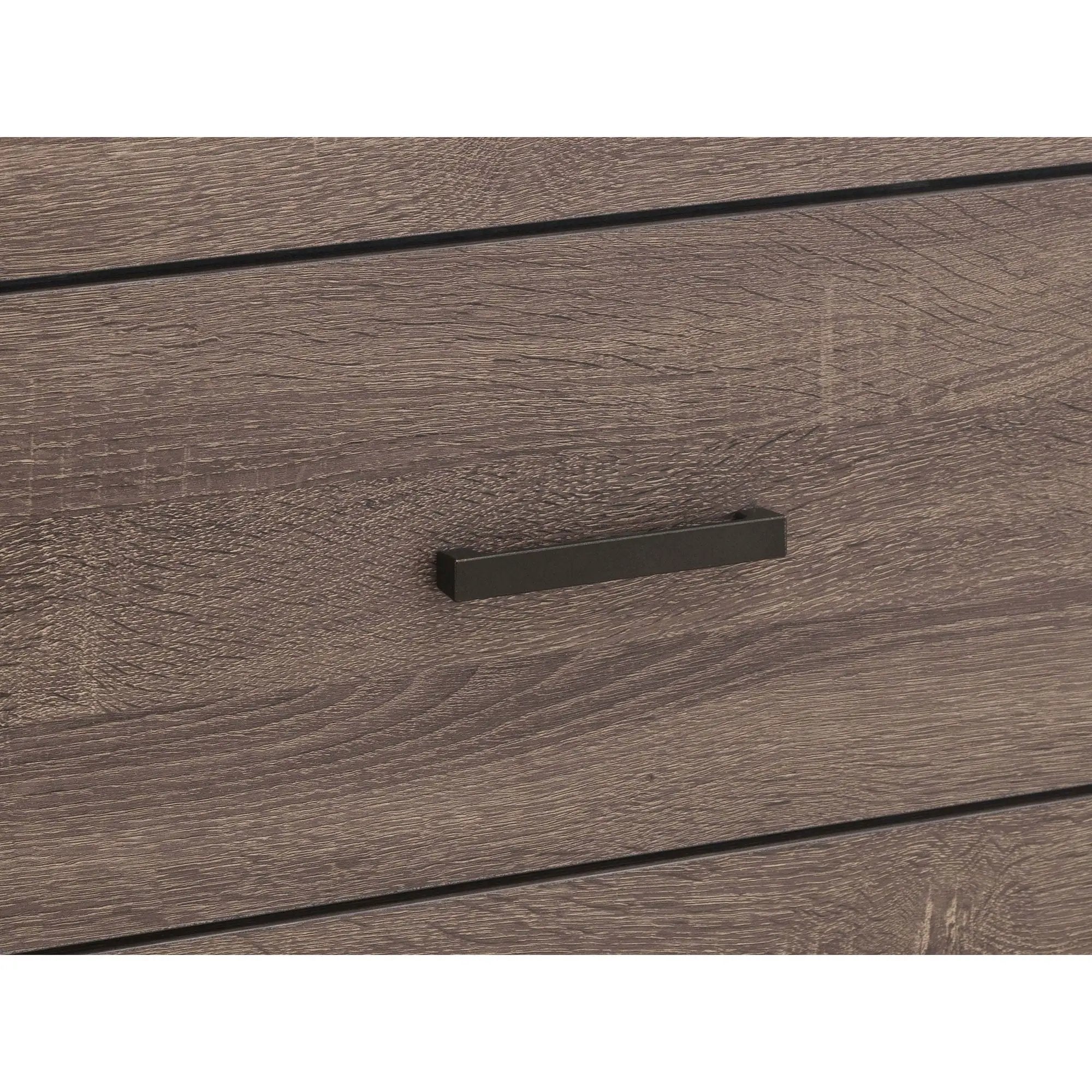 Geary - 4 Drawer Chest by HouseOfZazla