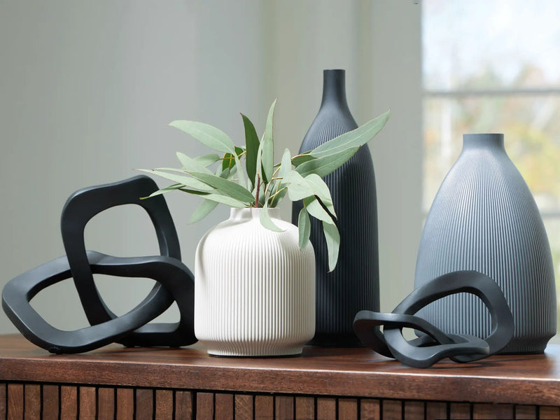Leithick - Accessory Set (Set of 5) - Black / Tan / Gray by Unique Piece Furniture
