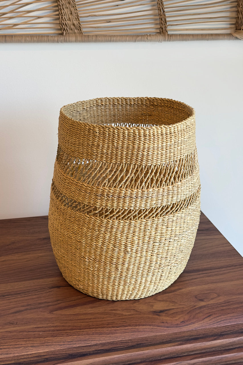 Mixed-Weave Wonder - Medium, photo 2 of 3