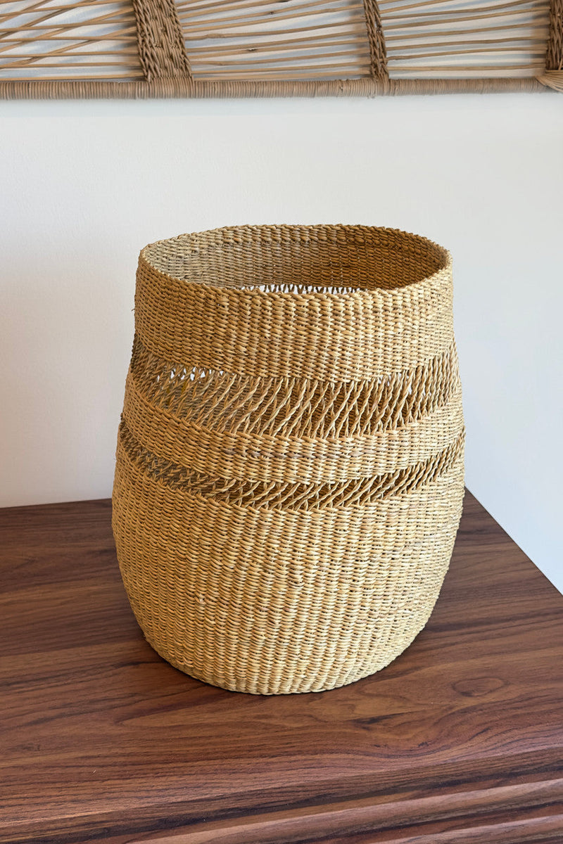 Mixed-Weave Wonder - Medium, photo 2 of 3