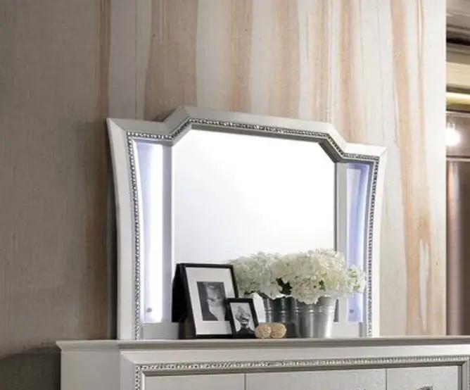 Kaitlyn - Mirror With LED by Unique Piece Furniture