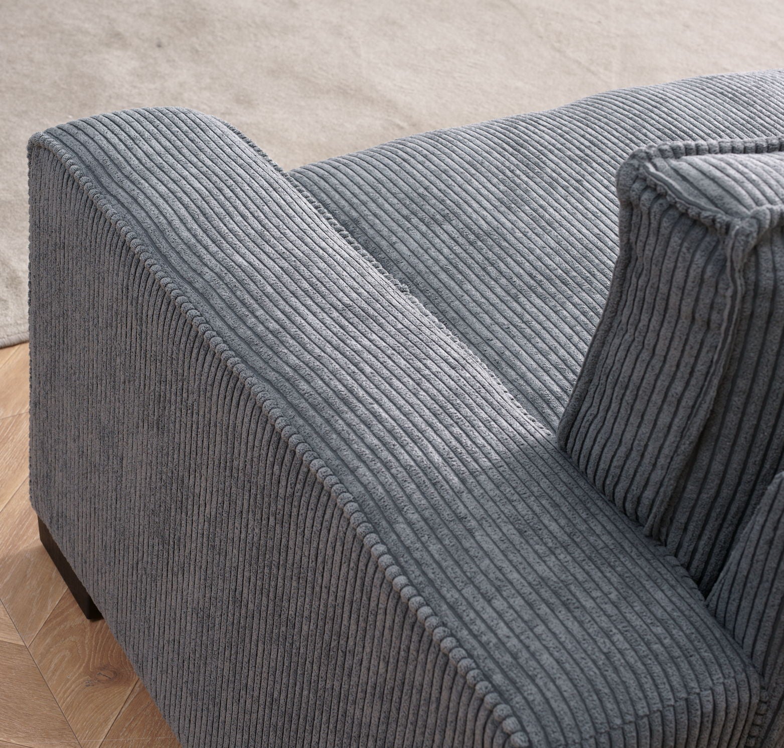 Luxe - Sofa With Sleek Design, Spacious And Comfortable 3 Seater Couch by HouseOfZazla