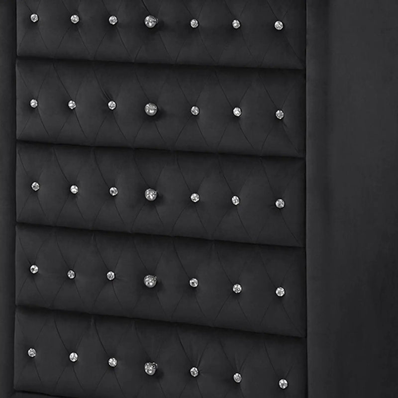 Sophia - 5 Drawer Chest by HouseOfZazla