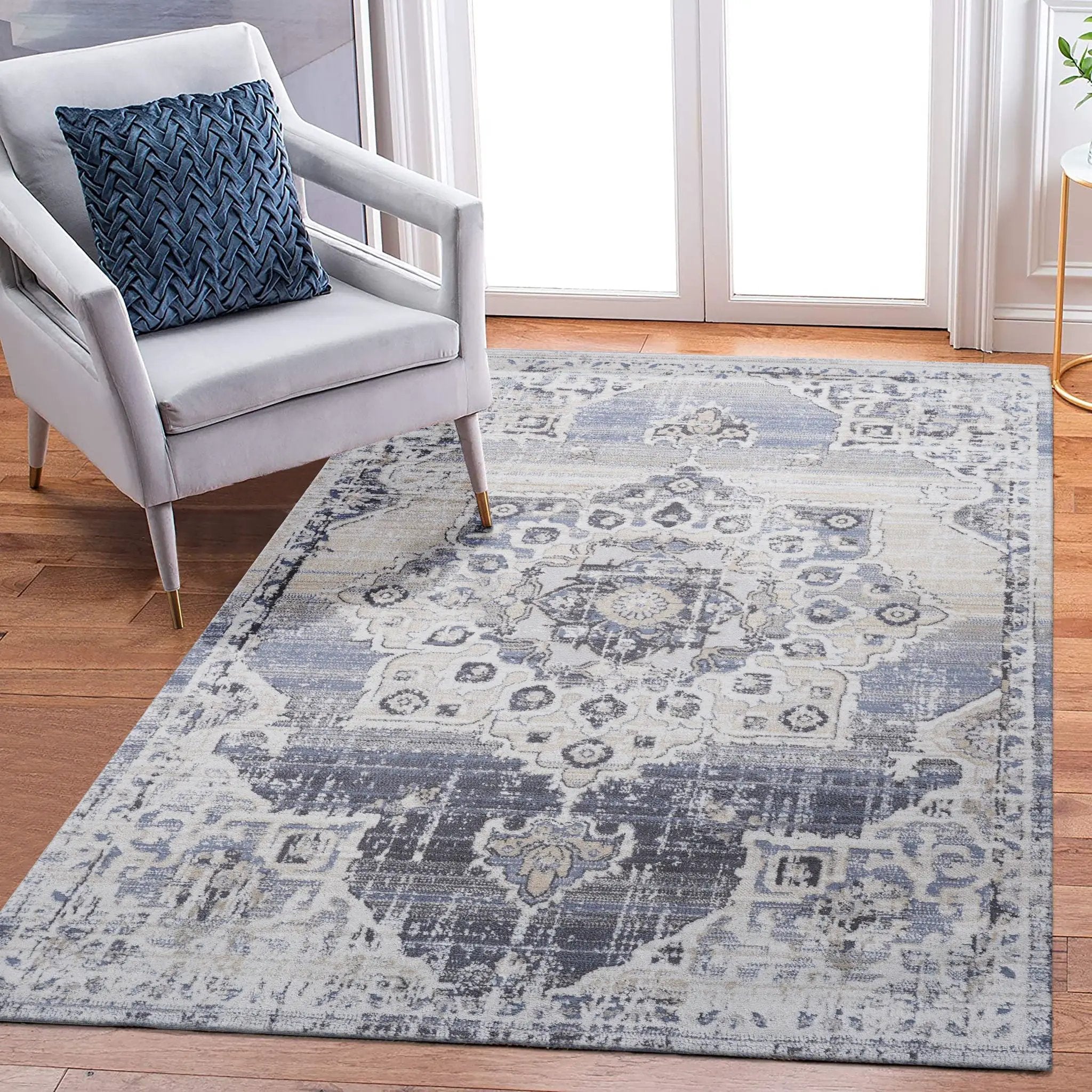Payas - 6' X 9' Medallion Area Rug - Cream / Blue by HouseOfZazla