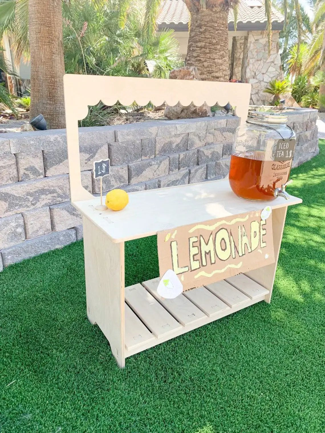 PAIGE- Lemonade Stand by Bush Acres