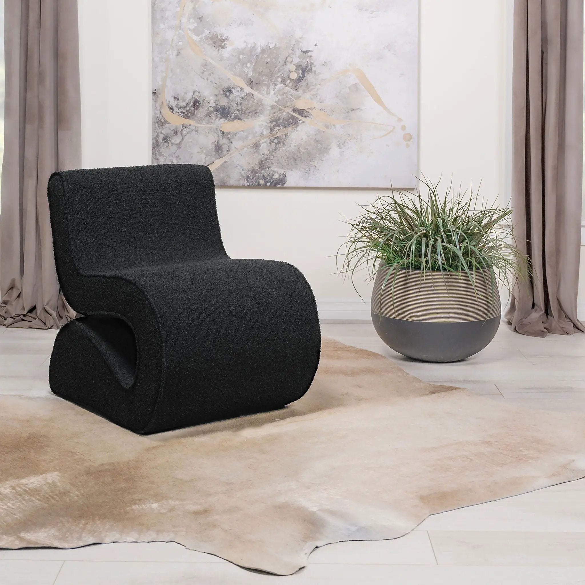 Austin - Armless Curved Chair by HouseOfZazla