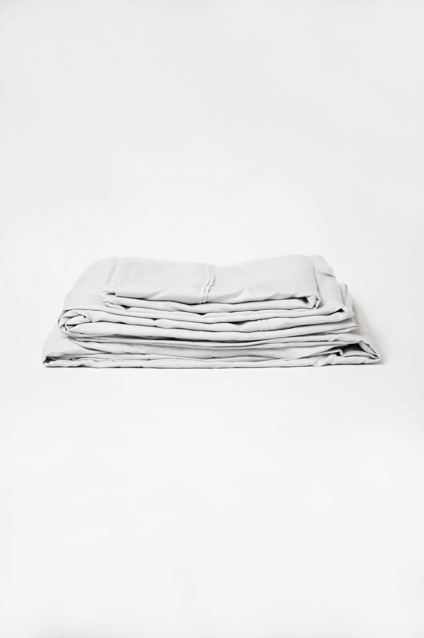 Brushed Hypoallergenic Sheet Set by HouseOfZazla