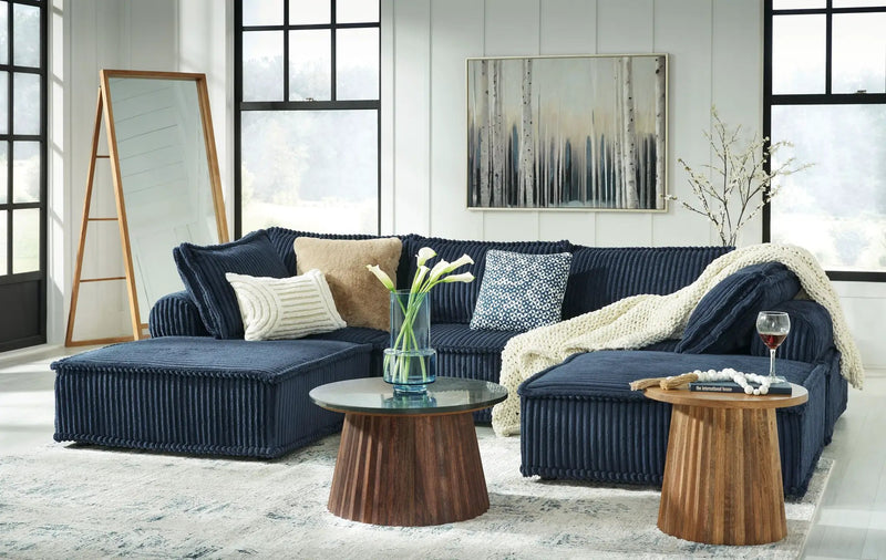Bales - Sectional by Unique Piece Furniture