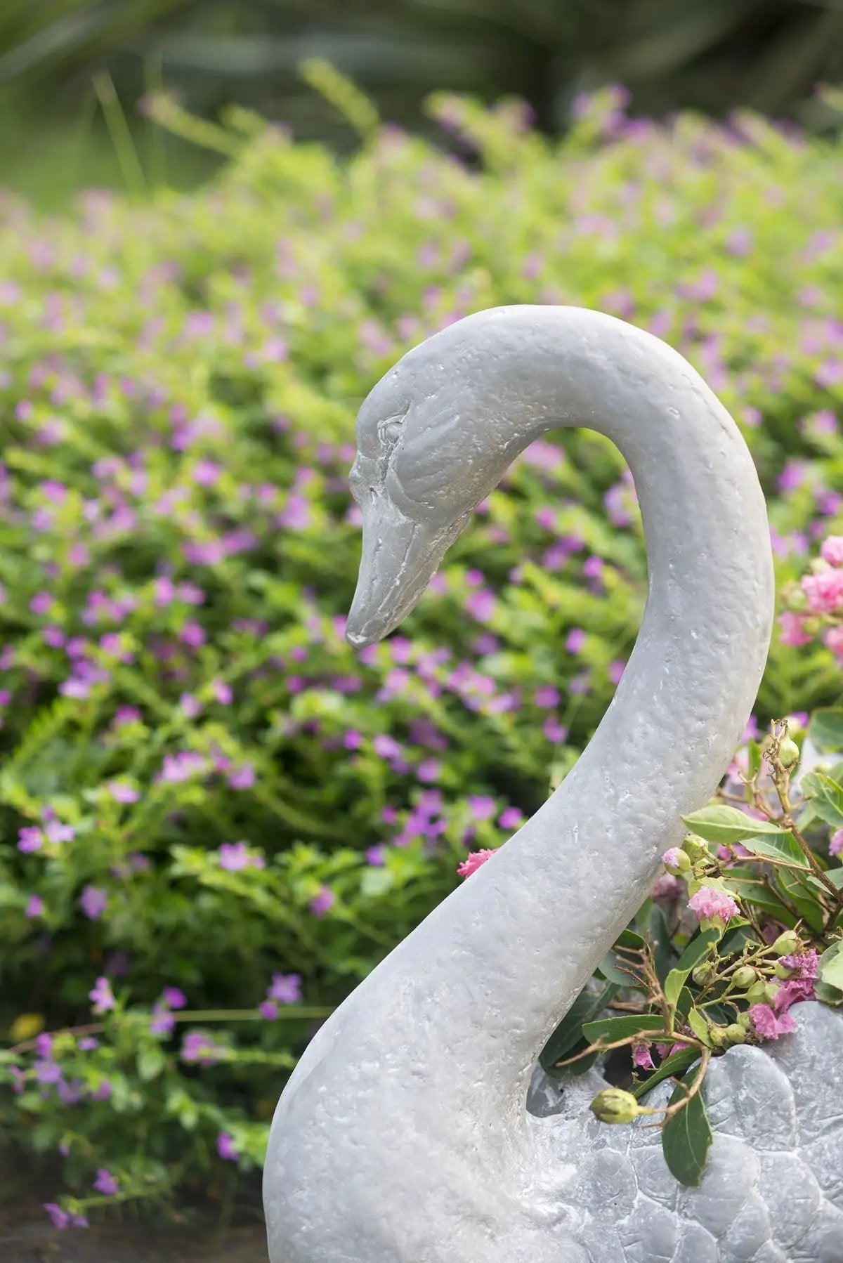 16.5x9x15.5" Mgo Swan Planter by HouseOfZazla