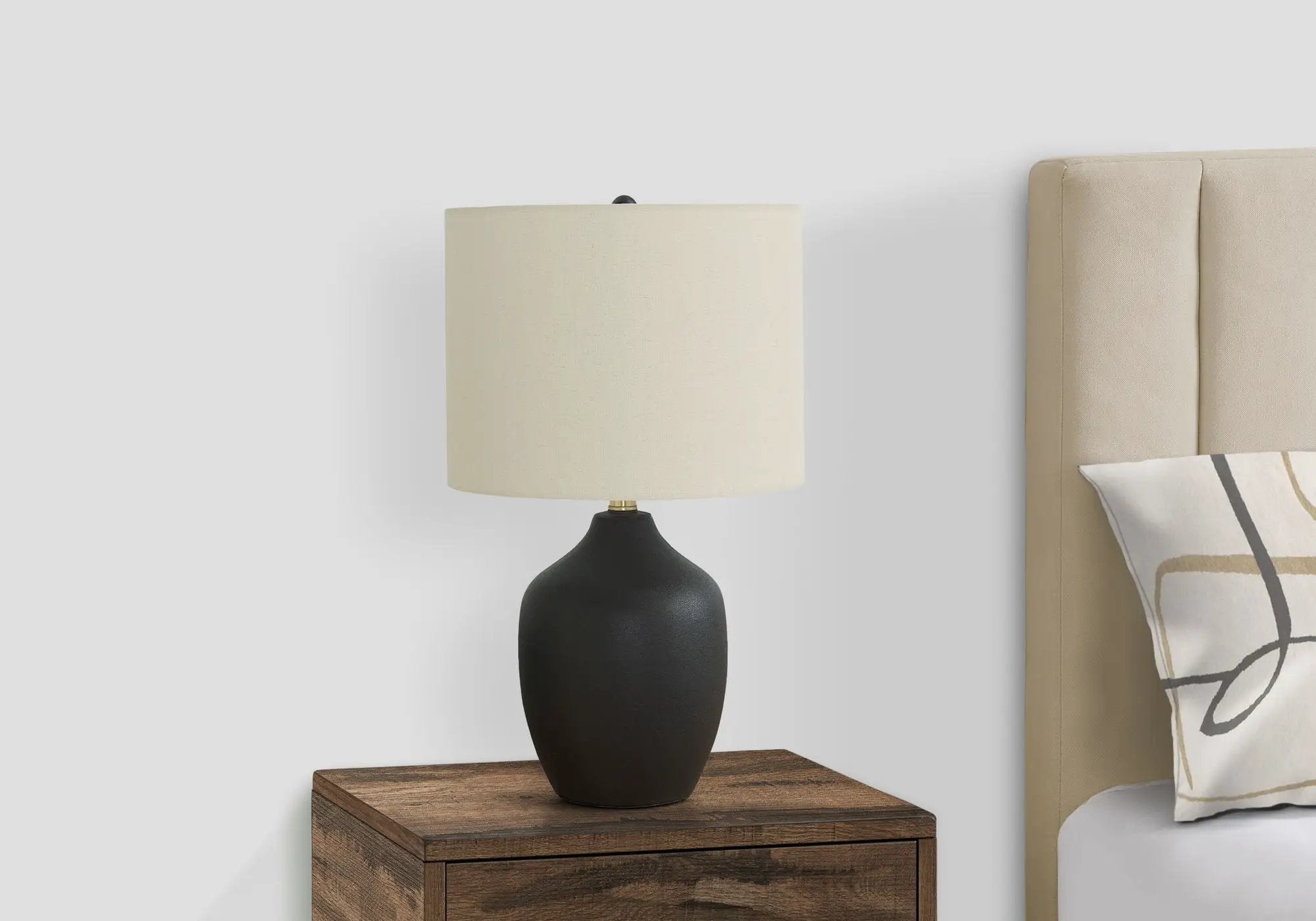 Lighting, Table Lamp, Ceramic, Transitional - Black / Cream by Unique Piece Furniture