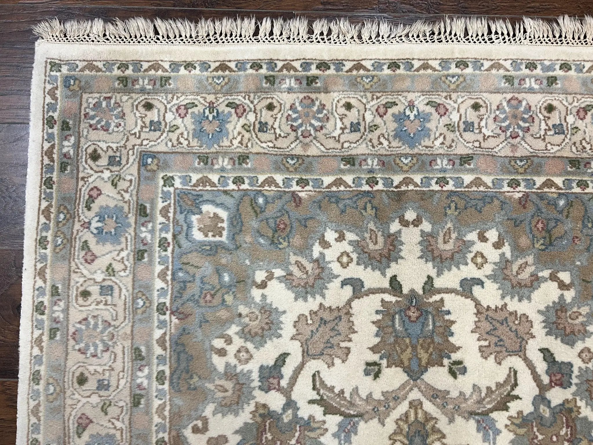 Indo Persian Rug 4x6, Floral Medallion, Beige, Handmade Wool Vintage Carpet 4 x 6 ft by Jewel Rugs