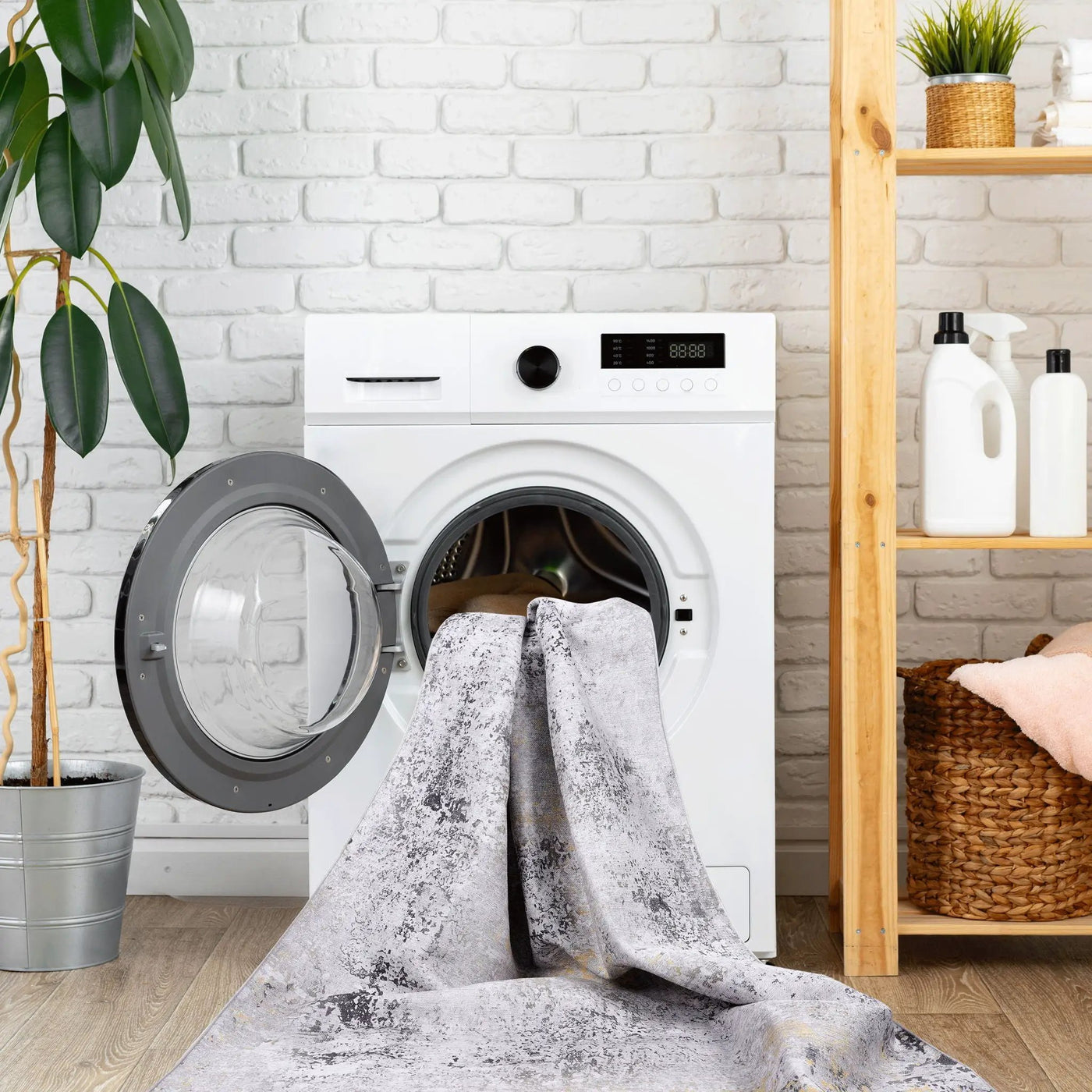 Maval - Stunning Washable Runner Rug by HouseOfZazla