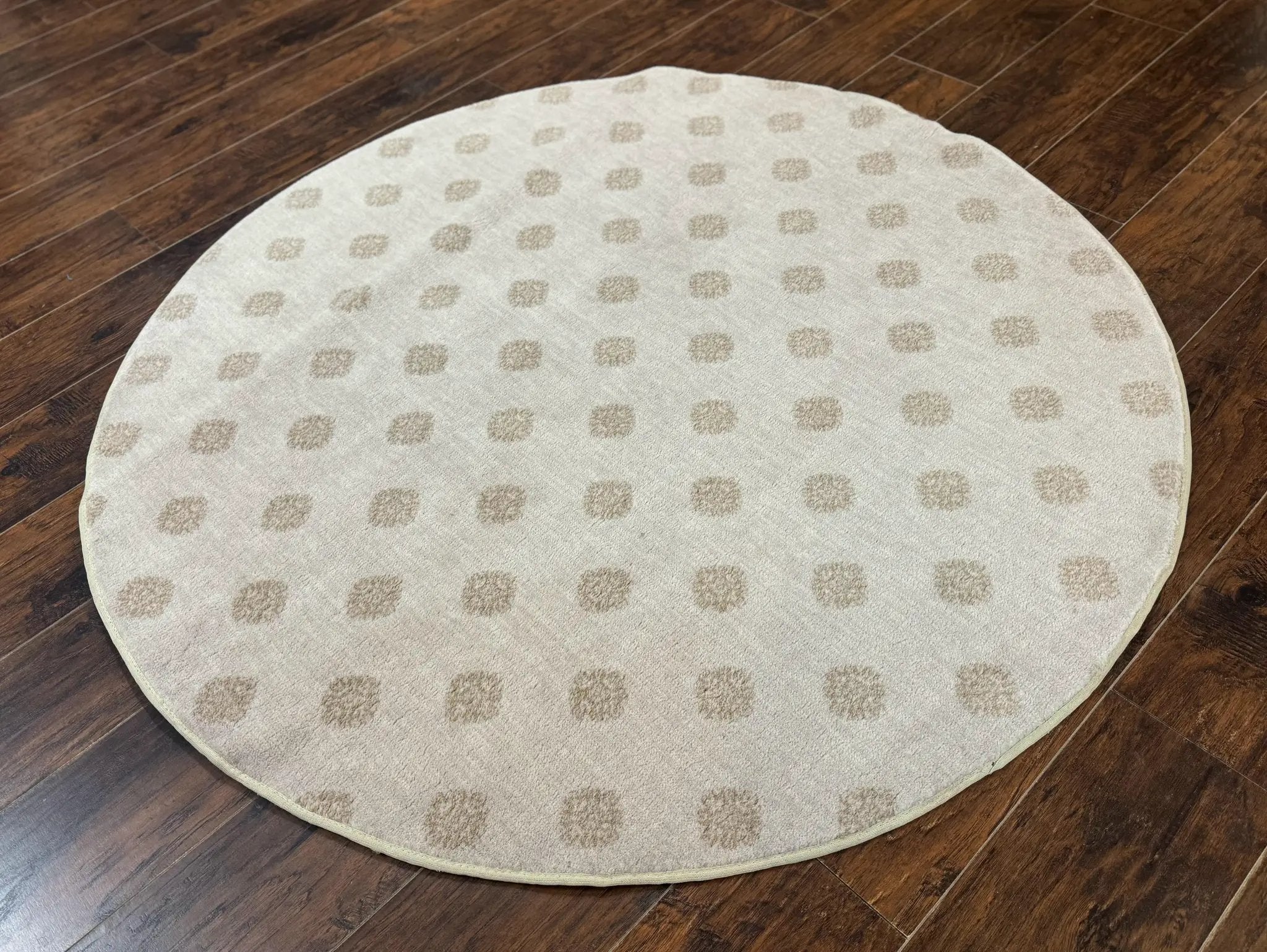 Round Power Loomed Rug 5x5, Contemporary Modern Round Carpet, 5ft Round by Jewel Rugs
