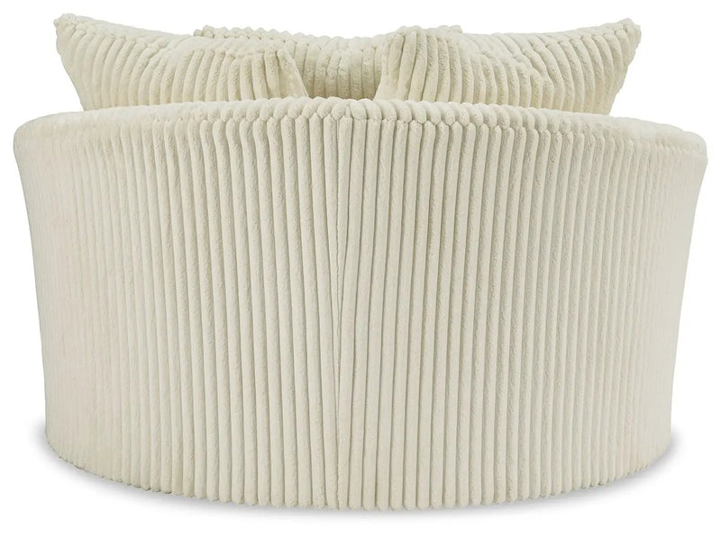 Lindyn - Oversized Swivel Accent Chair by Unique Piece Furniture