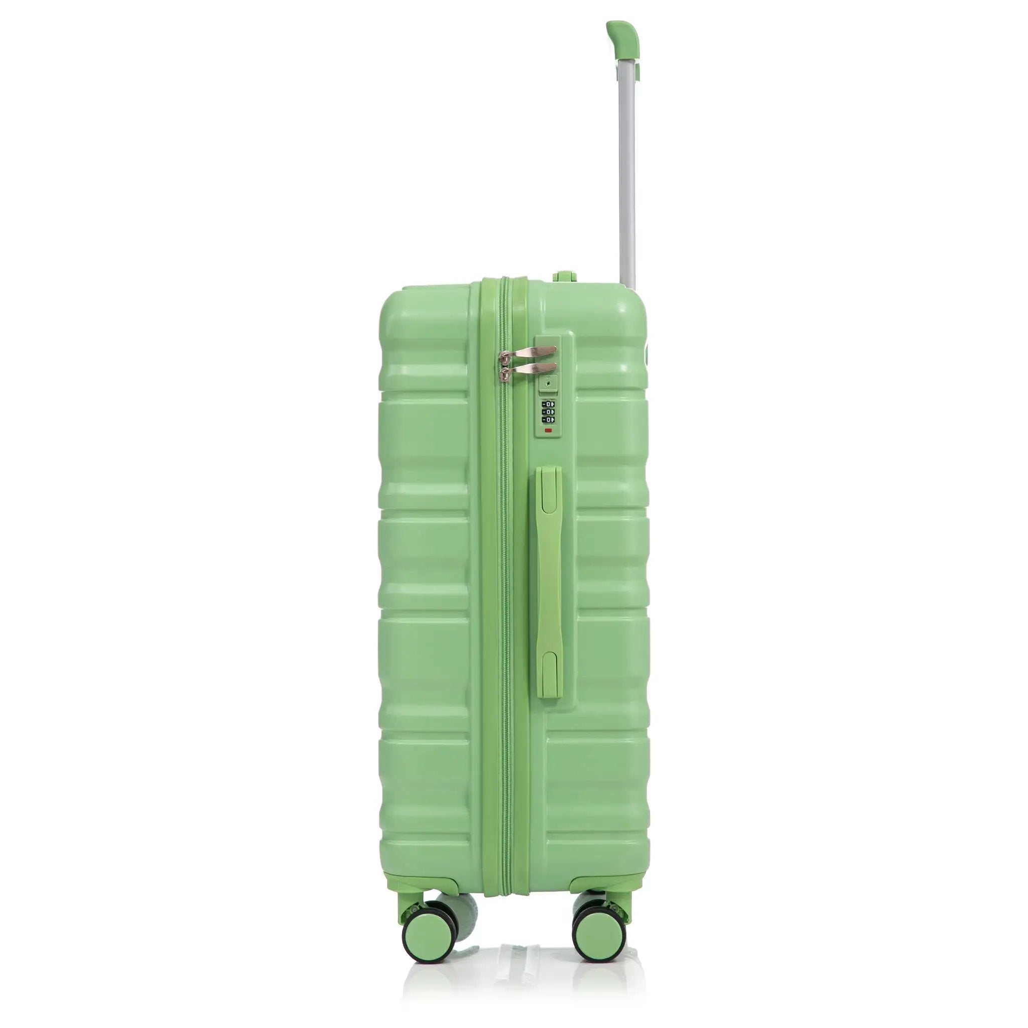 HIFINE Tourist 3-Piece Spinner Wheel Luggage Set in Green by HouseOfZazla