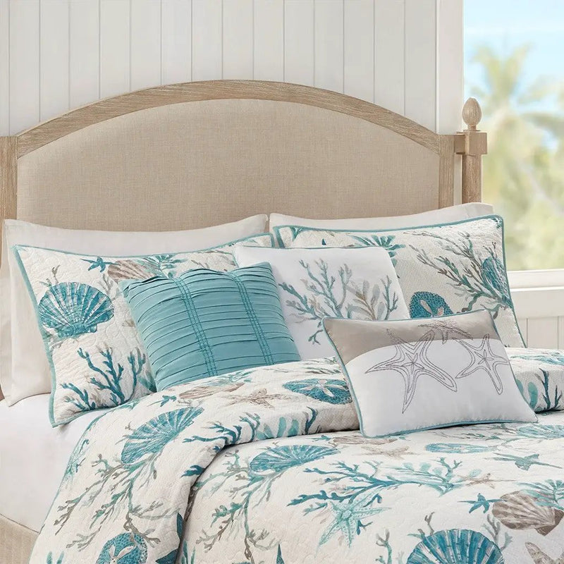 6 Piece Cotton Sateen Quilt Set with Throw Pillows Aqua King/Cal King by HouseOfZazla
