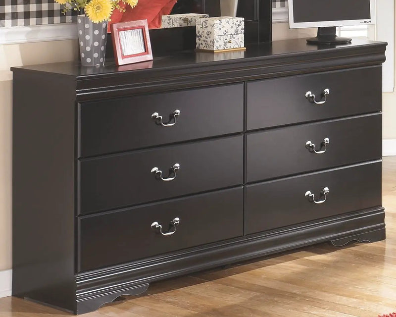 Huey Vineyard - Six Drawer Dresser - Black by Unique Piece Furniture