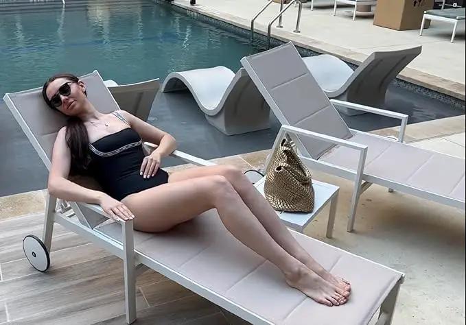 PURPLE LEAF Outdoor Chaise Lounge Set Adjustable Sunbathing Recliner with Armrest and Side Table for Poolside Beach Outside Patio Aluminum Chaise Lounger Khaki by GreenHaven Gardens