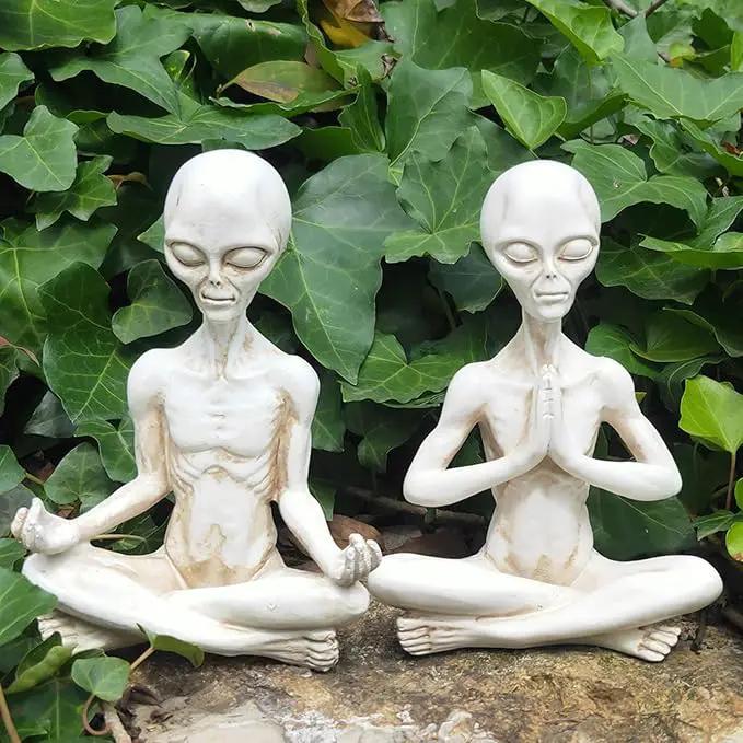White Alien Statue, Resin Yoga Pose Alien Figure, 6.3" H Creative Yoga Alien Statue of The Thinker for Home Offcie Garden Decor Supplies by GreenHaven Gardens