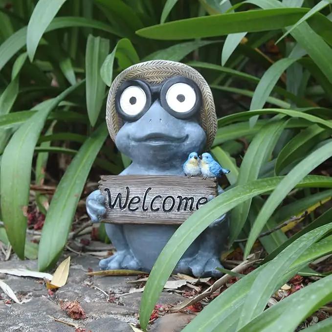 Garden Statue of Frog with Solar Light Eyes,Solar Decor Frog Outdoor Decorations,Frogs Figurine for Patio, Balcony, Yard, Lawn Ornament,Perfect Garden Gift,9.72inch by GreenHaven Gardens
