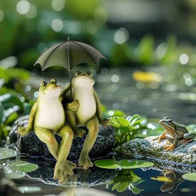 Couple Frogs Outdoor Statue - Frogs Decor Resin Happy Couple Hold an Umbrella Garden Statue Frog Garden Décor for Patio Yard Lawn Porch Gardening Décor 8.5" x 11" x 6.5" by GreenHaven Gardens