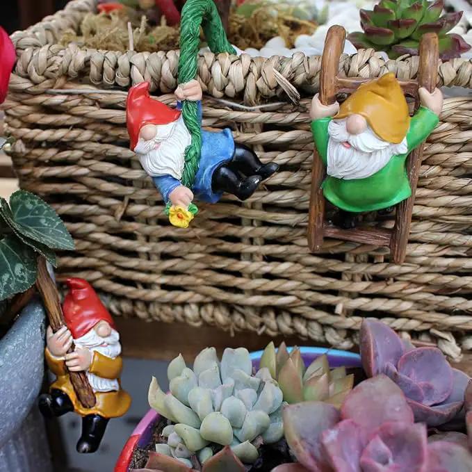 3 PCS Climbing Gnomes Tree Faces Decor Outdoor for Yard, Gnomes Statue, Outdoor Fairy Garden Resin Crafts, Flower Pot Landscape Dwarf, Micro Landscape Pendant Ornaments (3 PCS) by GreenHaven Gardens