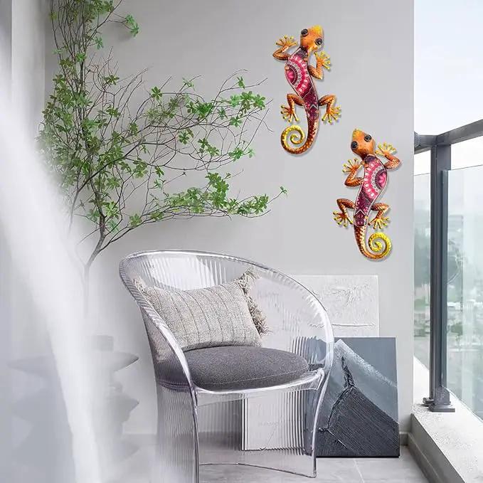 HONGLAND Metal Outdoor Wall Decor 2Pcs Gecko Wall Decoration Lizard Metal Hanging Wall Art Glass Sculpture for Garden Yard Patio Fence (Red)… by GreenHaven Gardens
