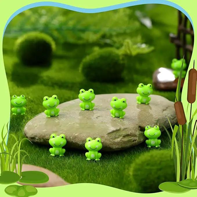 200 Pcs Mini Frog Garden Decor Green Frog Figurines Tiny Frogs Bulk Plastic Frogs Little Frogs for Fairy Moss Landscape DIY Craft Accessories Home Ornament Dollhouse (Classic Style) by GreenHaven Gardens