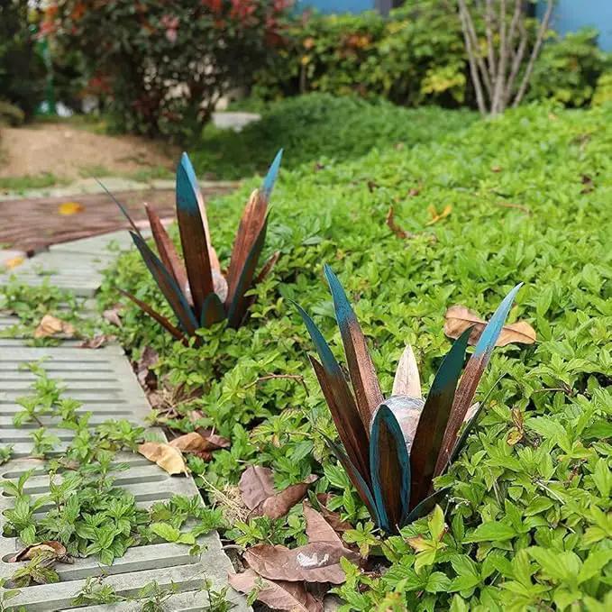 Metal Agave Plant Garden Art, 2 Pack Big Tequila Rustic Sculpture, Rustic Metal Agave Plants Garden Lawn Home Ornaments, for Yard Stakes, Garden Figurines, Outdoor Patio (2 PCS Colorful with Light) by GreenHaven Gardens