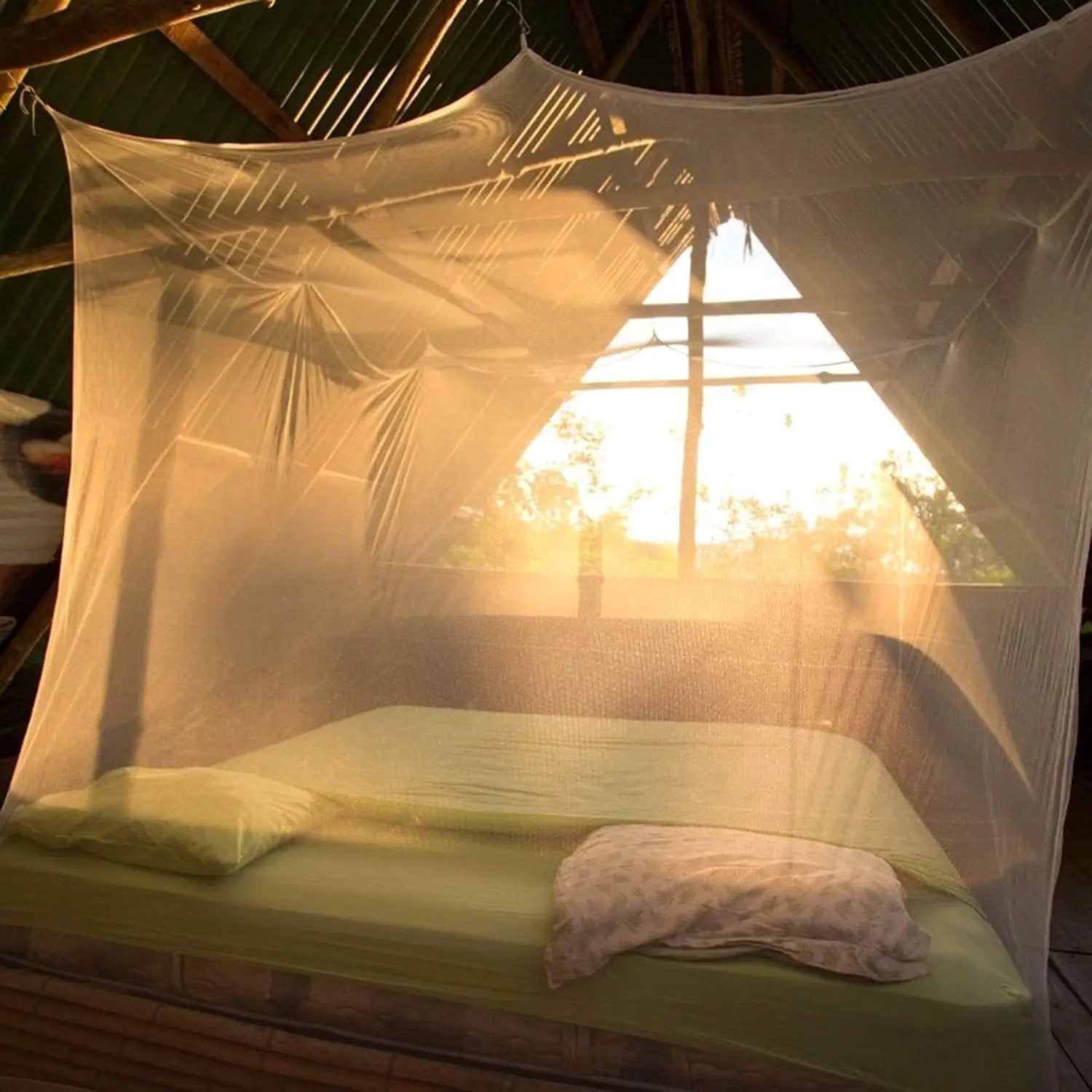 Camp Mosquito Net, 200 x200cm Ultra Large Mosquito Net Camping Tent for Camping, Finest Holes Mesh 20, Square Netting Curtain for Bunk Bed, Camping, Bedding, Patio, Easy Installation, Storage Bag by GreenHaven Gardens