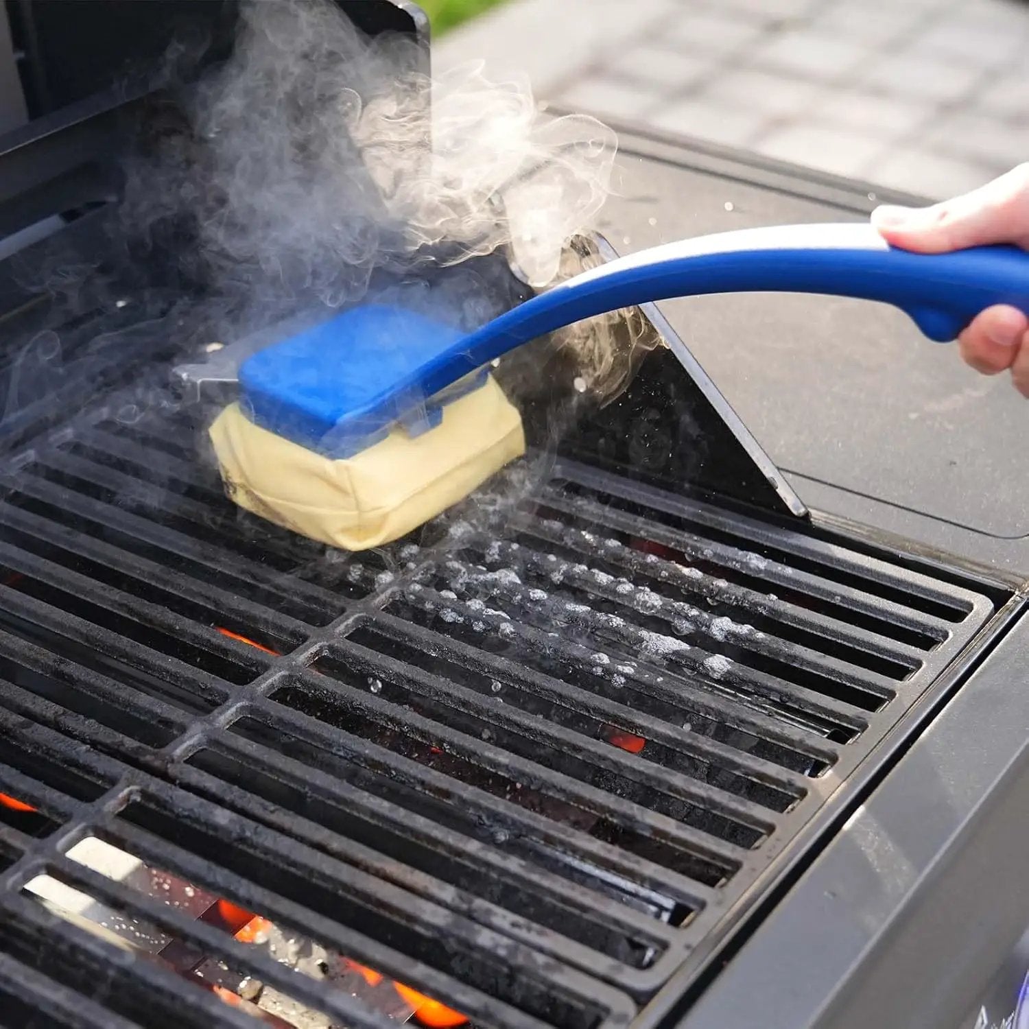 Blue Grill Brush Bristle Free, Replaceable BBQ Cleaning Head Accessories Cleaner, Yellow Wavy Pad Perfect for Stainless Steel, Porcelain, Cast Iron Grates Round Rectangle Grates by GreenHaven Gardens