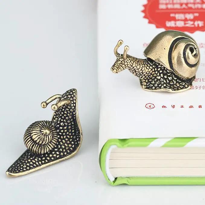 2pcs Snail decor Outdoor pond Garden snail figurine Brass Snail With feng shui decorative effect The meaning of the snail walk slowly and have a safe journey，Suitable for computer desk decoration by GreenHaven Gardens