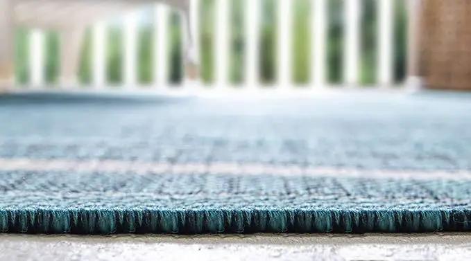 Unique Loom Outdoor Border Collection Area Rug - Soft Border (4' 1" x 6' 1" Rectangle, Teal/ Ivory) by GreenHaven Gardens