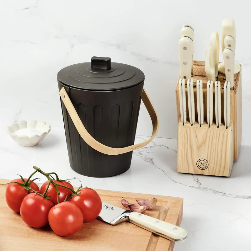 Martha Stewart Indoor Compost Bin | Countertop Composting Bucket for Kitchen | .7 Gallon Capacity | Includes Filter | Plant Based Materials | Charcoal Black by GreenHaven Gardens