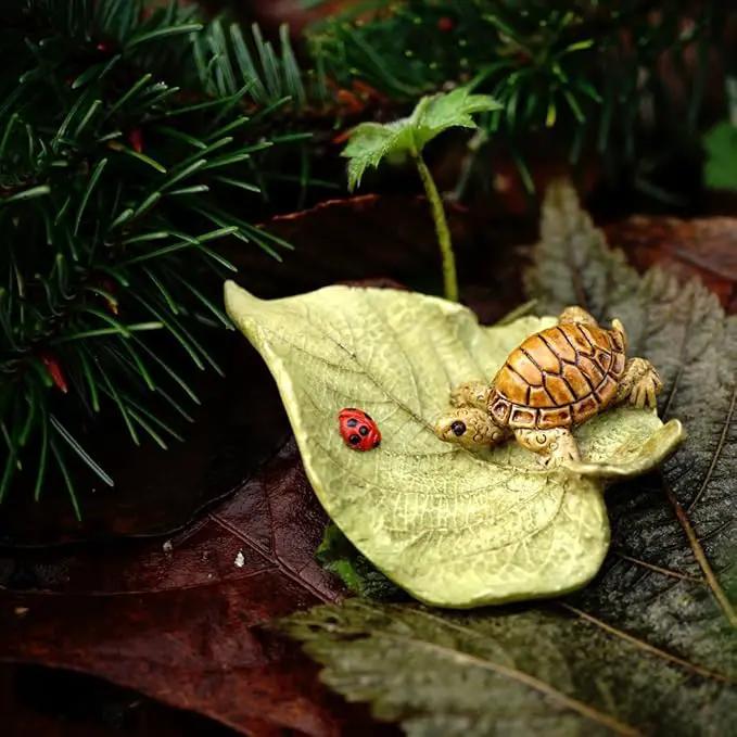 Top Collection Miniature Fairy Garden and Terrarium Statue, Little Turtle on Leaf by GreenHaven Gardens