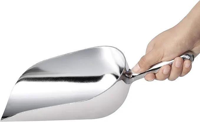 New Star 34585 Cast Aluminum Utility Scoop, 58-Ounce by GreenHaven Gardens