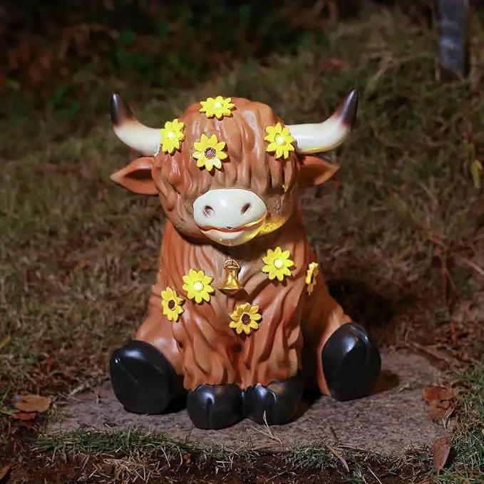 Highland Cow Decor, Highland Cow Gifts, Highland Cow Statue, Solar Garden Statue for Outside, Solar Garden Yard Patio Decor, Outdoor Statue for Garden, Yard, Gardening Gifts for Women, Mom by GreenHaven Gardens