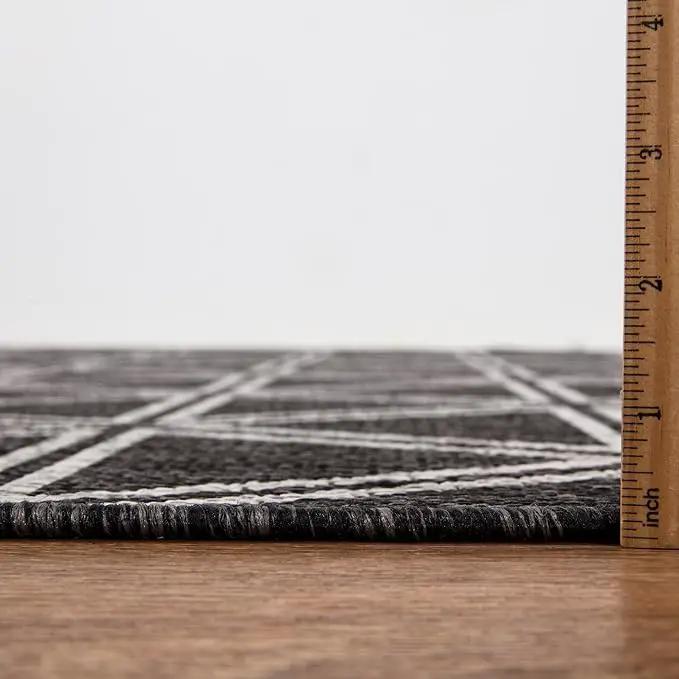 Keen Home Design Outdoor Rug - 8x10 Washable Indoor/Outdoor Rug for Patio, Balcony, Kitchen, Garden, Beach, Deck and Porch. Size: 7'9" x 10'2" by GreenHaven Gardens