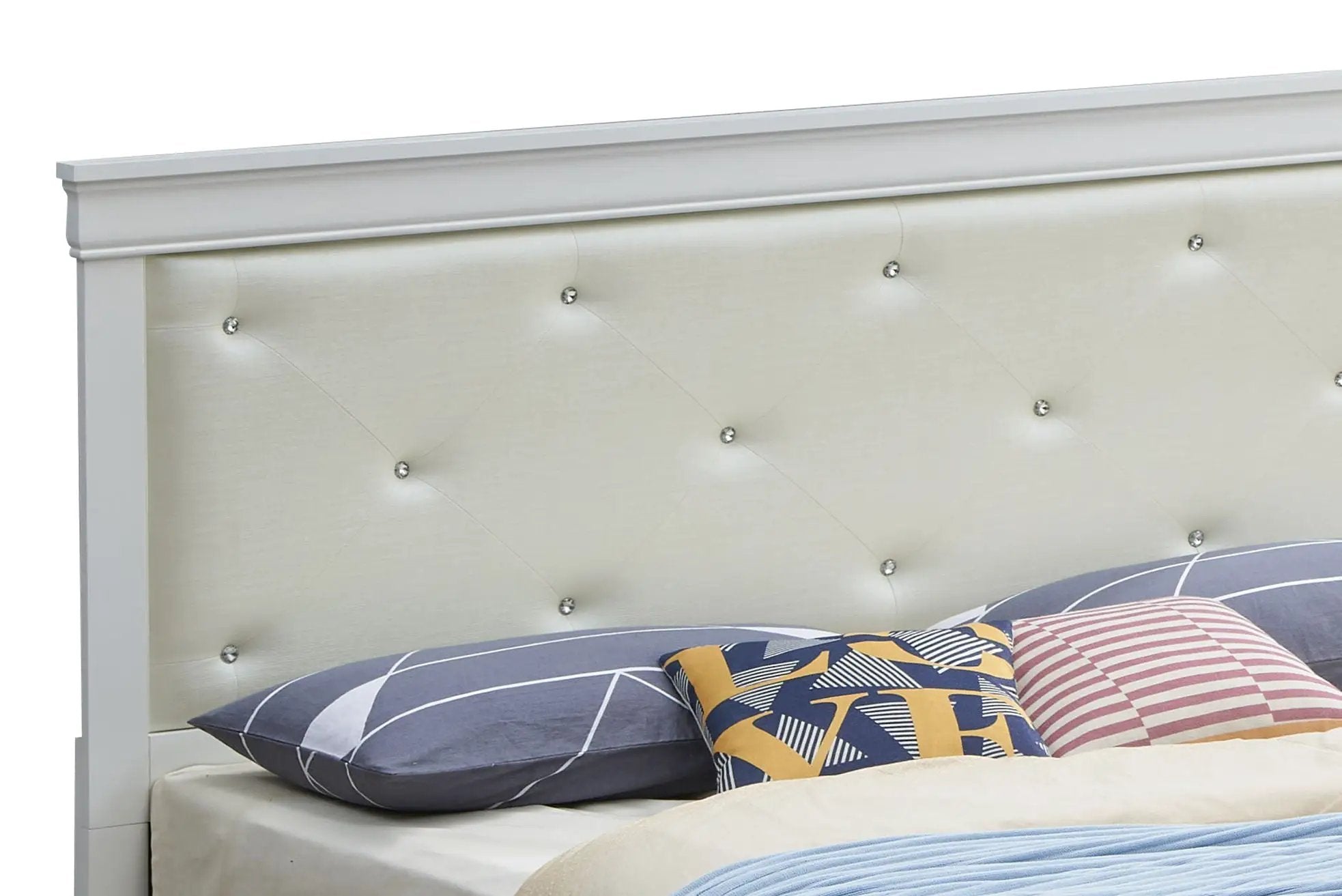 Chic Elegantly Designed Transitional Bed by HouseOfZazla