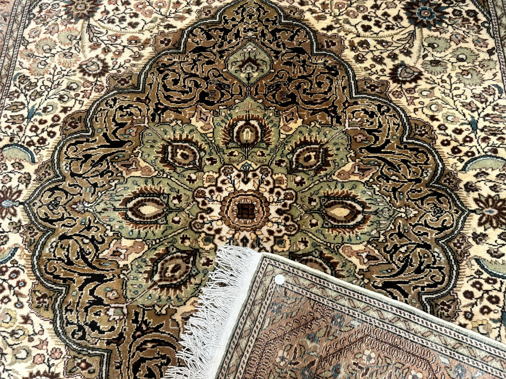 Turkish Sivas Rug 6x9, Floral Medallion, Vintage Handmade Wool Carpet by Jewel Rugs