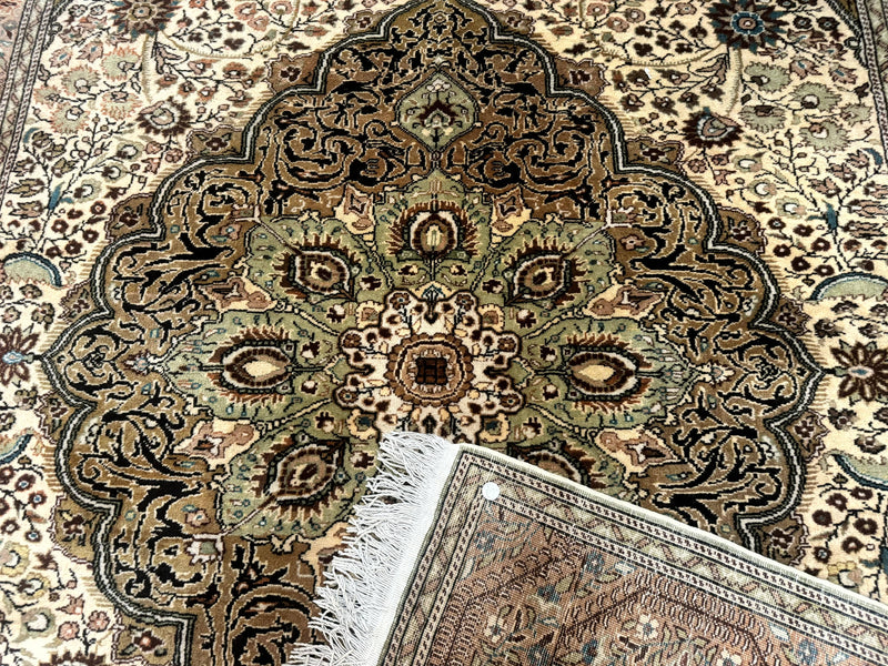 Turkish Sivas Rug 6x9, Floral Medallion, Vintage Handmade Wool Carpet by Jewel Rugs