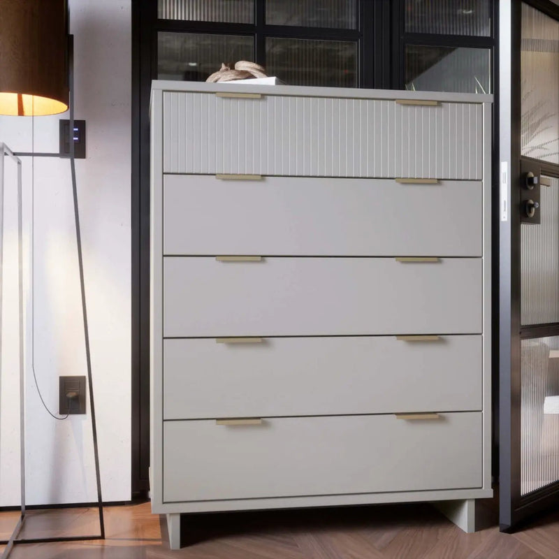 Granville - Chest With 5 Drawers by HouseOfZazla