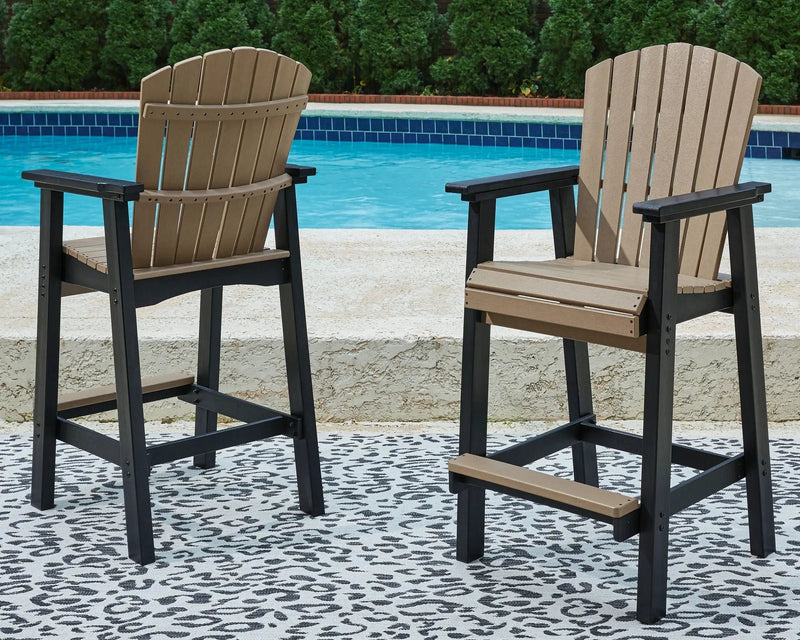 Fairen Trail - 5 Pc. - Dining Set with 4 Chairs - Black / Driftwood by Unique Piece Furniture
